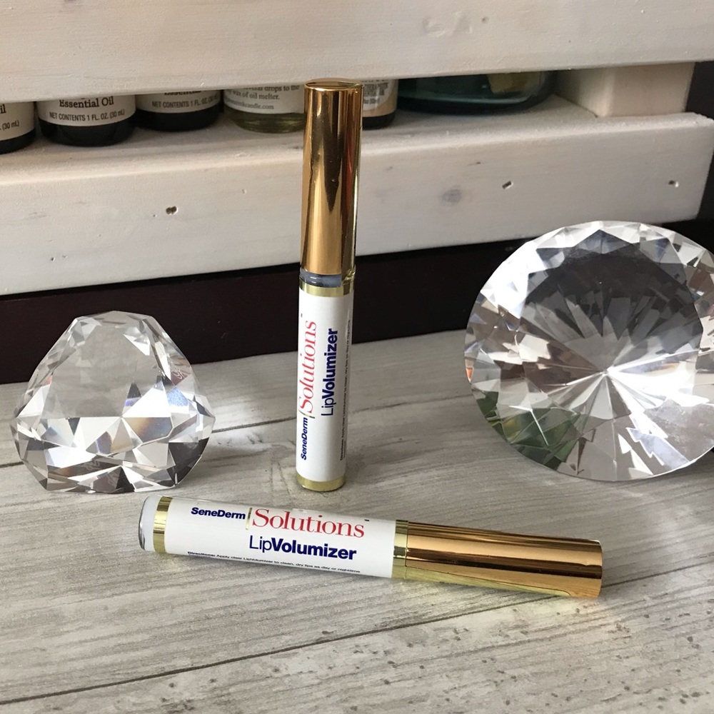 LipSense Lip Volumizer
